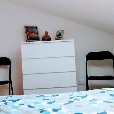 La Maison Des Nomades Netflix Disney Prime Video Apartment Avignon Bagian luar foto