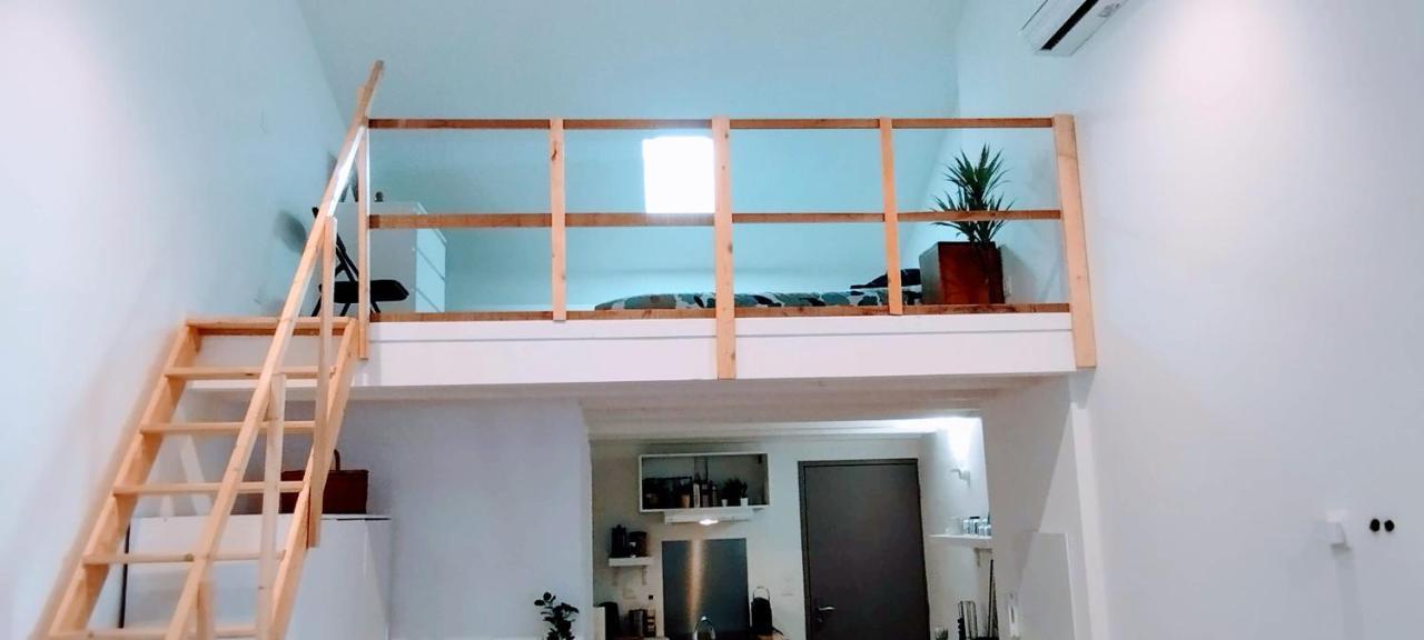 La Maison Des Nomades Netflix Disney Prime Video Apartment Avignon Bagian luar foto