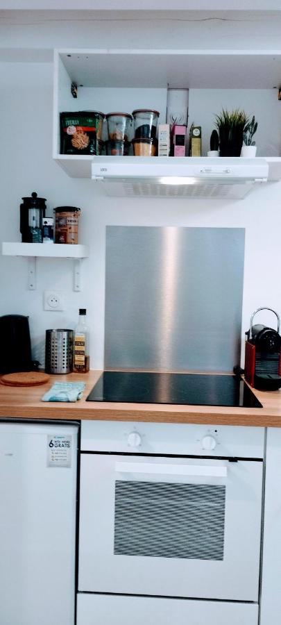 La Maison Des Nomades Netflix Disney Prime Video Apartment Avignon Bagian luar foto
