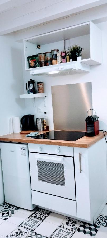 La Maison Des Nomades Netflix Disney Prime Video Apartment Avignon Bagian luar foto